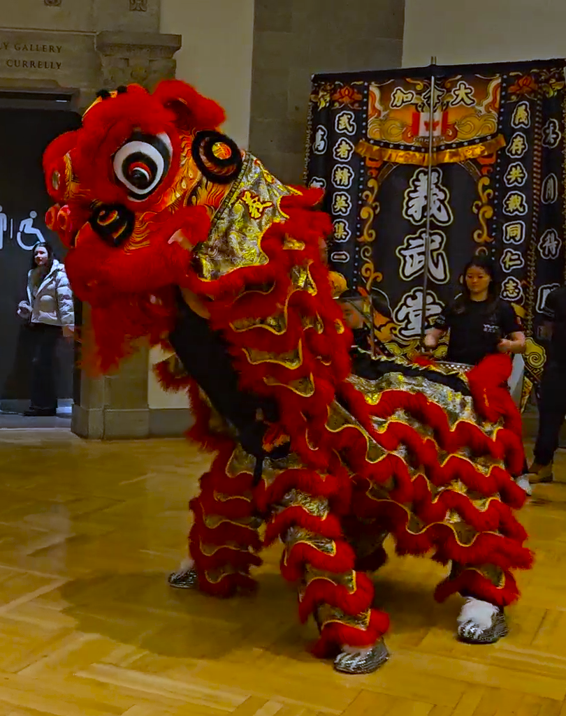 lion picture C Red/Gold + Black